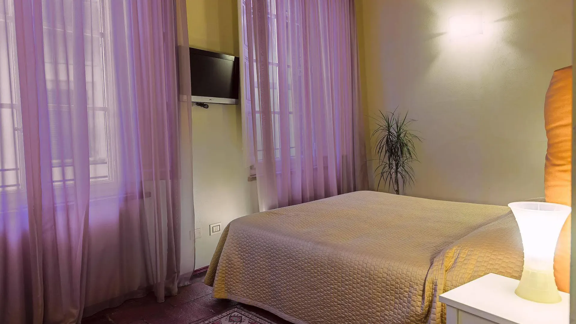 ホテル Antica Residenza Dell'Angelo ルッカ