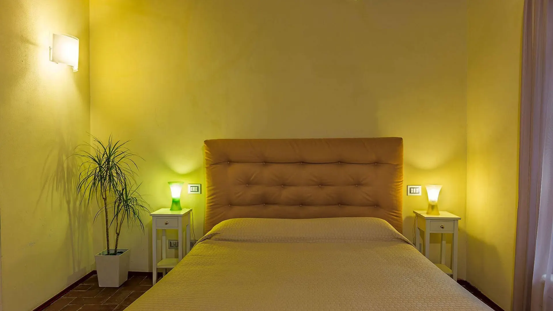 ホテル Antica Residenza Dell'Angelo ルッカ 2*,  イタリア